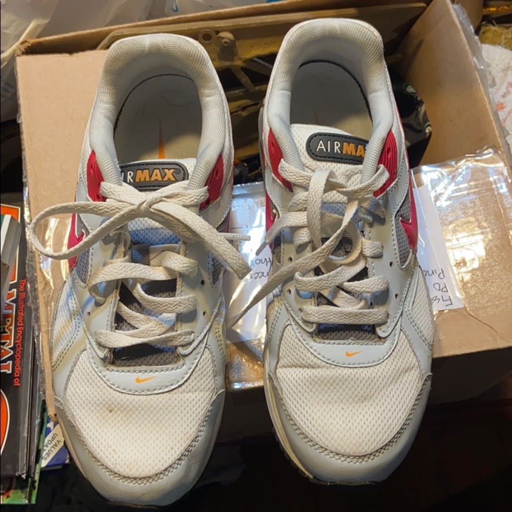 Nike Air Max Women's White and Red Sneakers
